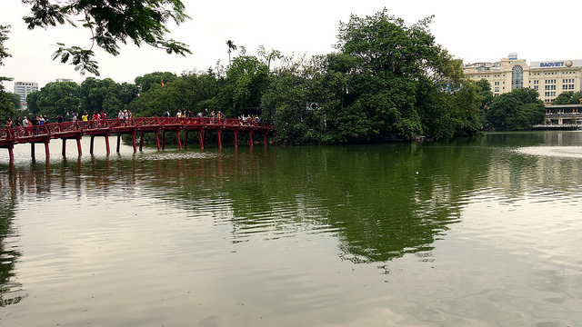 30539797707_620953a288_z