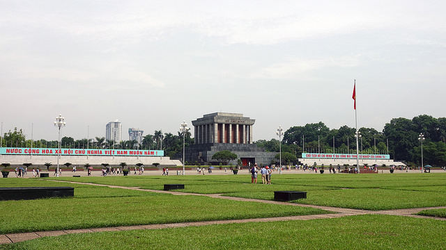 30539806617_1503192348_z